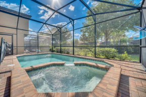 Stunning Modern Family Villa, Pool & Jacuzzi with Private View, Themed Bedrooms!